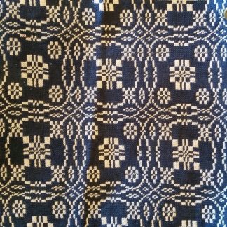 2039 Lovers Knot Natural Navy