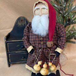 Santa holding gord garland