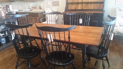 Tiger Maple Table Benners Chairs